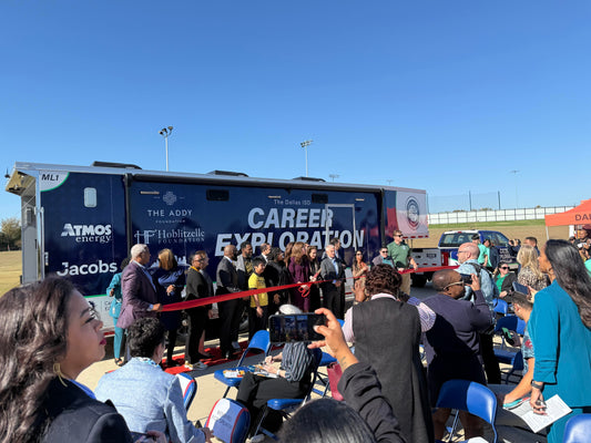 Opportunity on Wheels: Inside Dallas ISD’s Career Exploration Mobile Lab